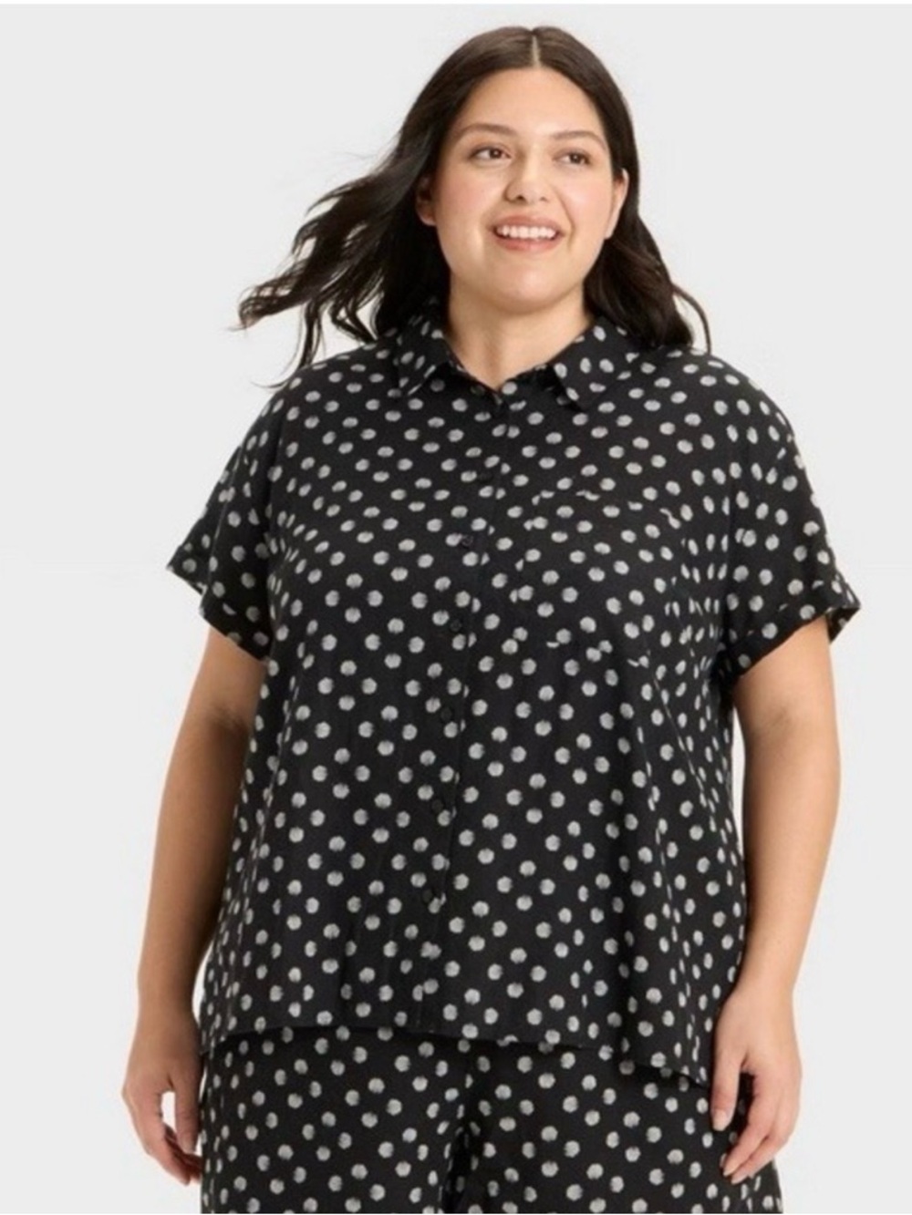Plus Size Black Sea shells  Button-Up Short Sleeve Top - Picture 1 of 4